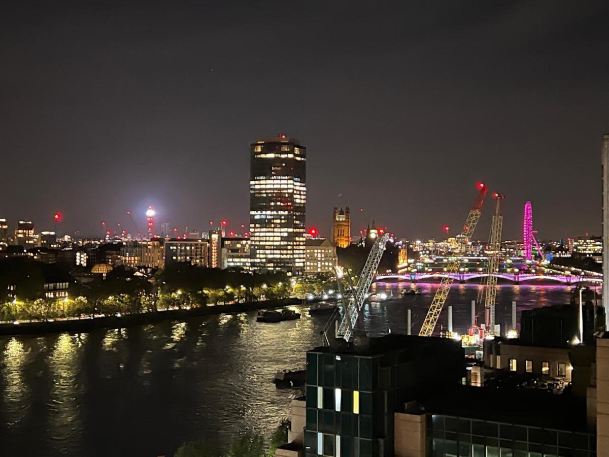 St George Thames Apartment Londra Exterior foto