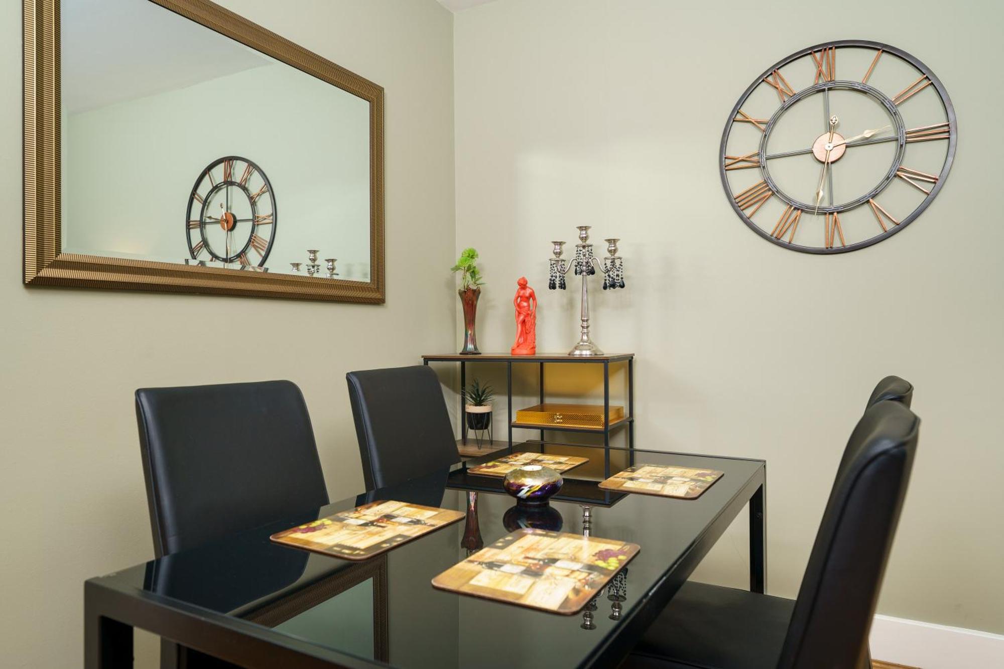 St George Thames Apartment Londra Exterior foto